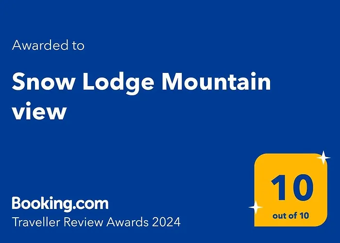 Apartment Snow Mountain View